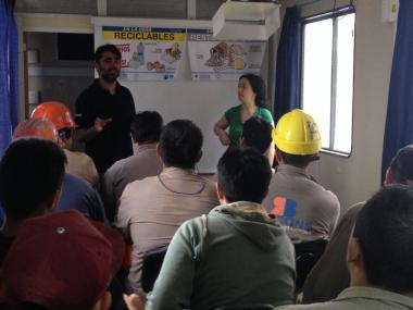 Foto noticia UOCRA - Formación Ambiental de los Trabajadores para la "Gestión y Recuperación de Residuos Reciclables en Obra"